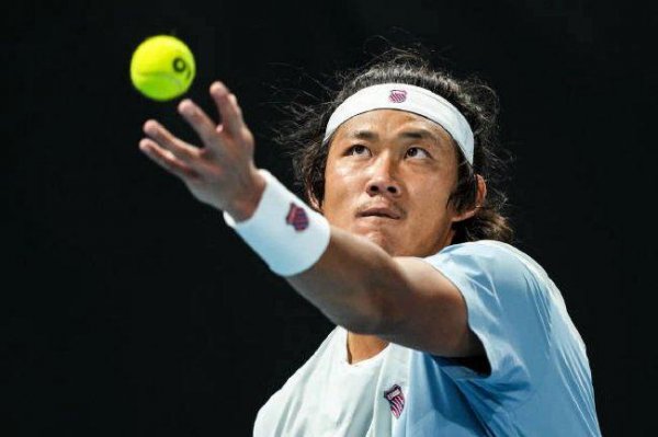 马赛站-张之臻2-0阿利亚西姆 进八强将战卡恰诺夫